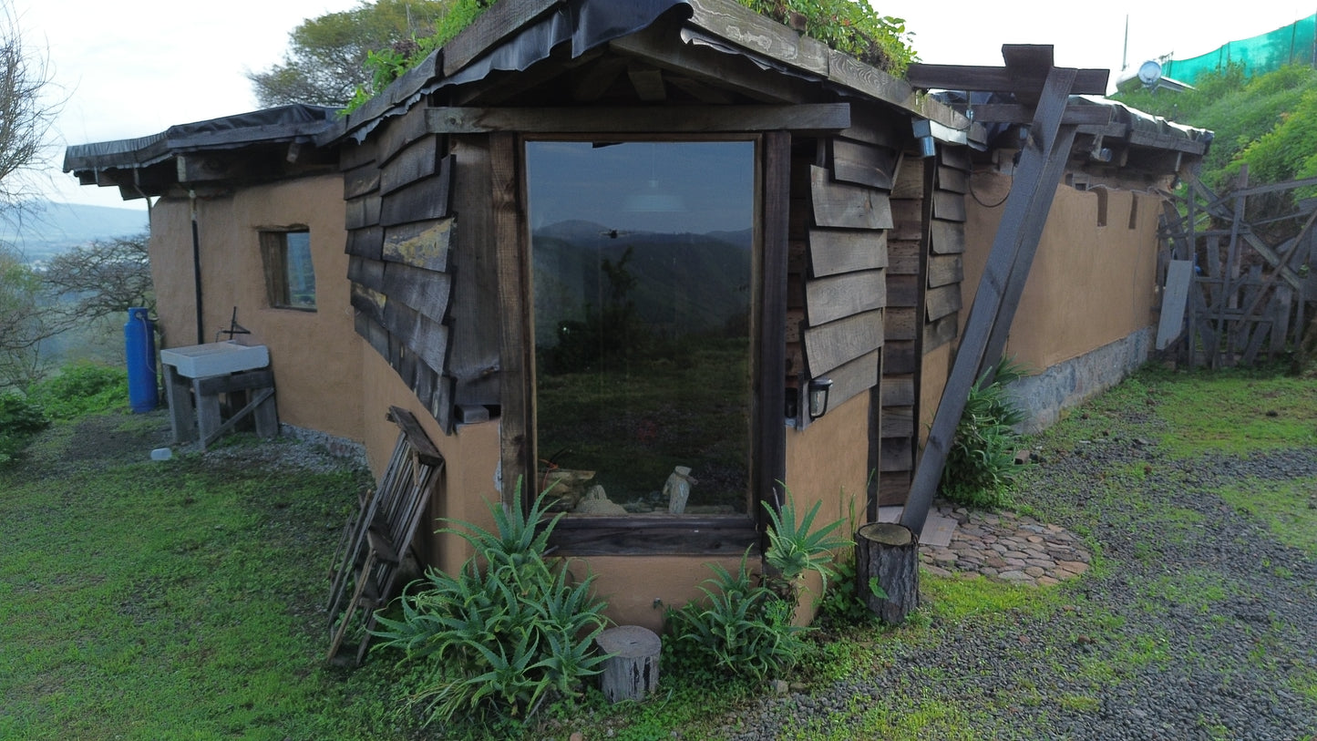 Casa Octágono: Un Refugio Hecho con las Manos y el Alma
